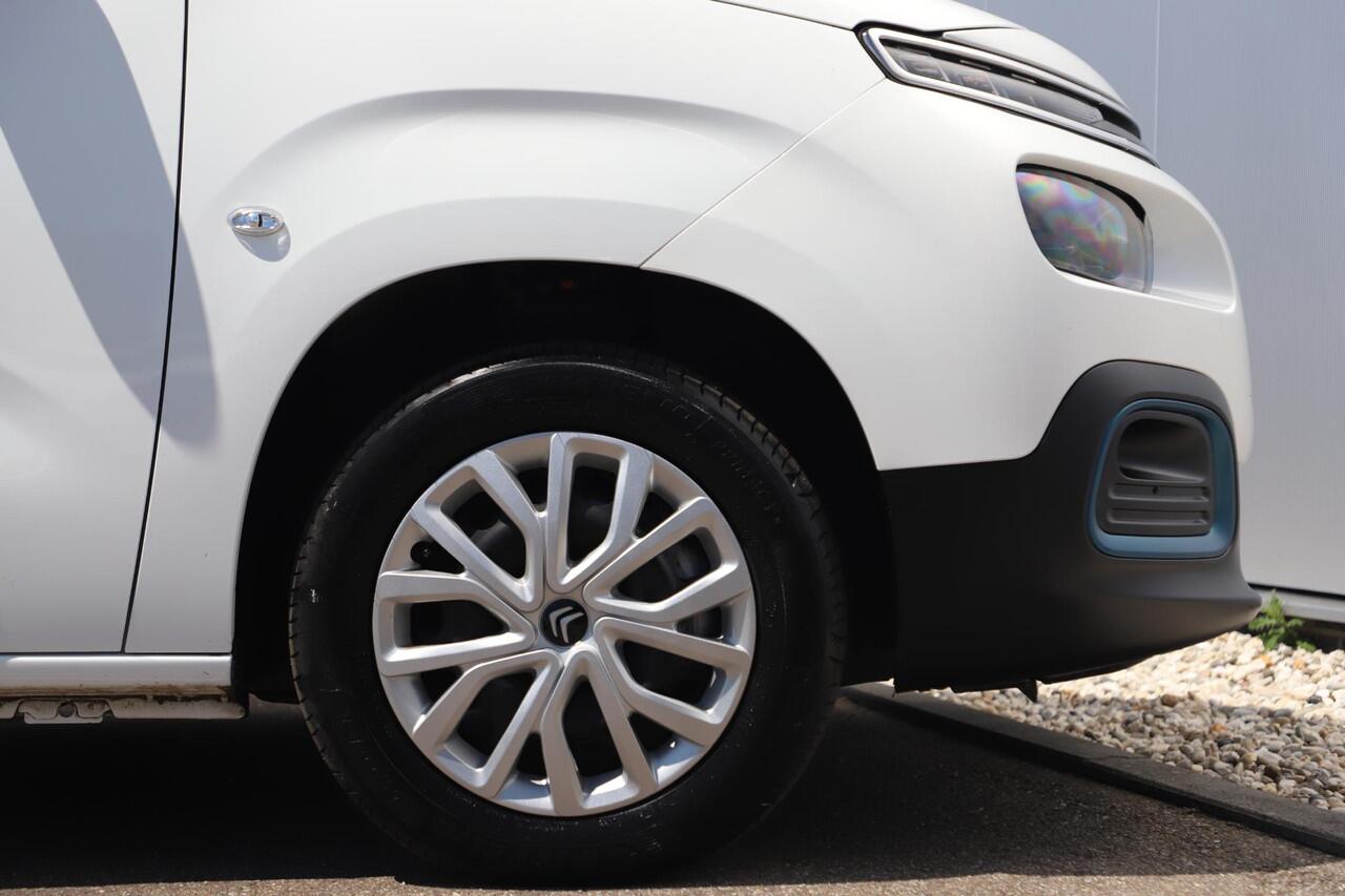 Citroen BERLINGO ë-Berlingo XL Feel 50 kWh Rolstoel Auto Oprijplaten Inrichting Carplay Android Navigatie Airco Cruise Bluetooth Parkeersensor