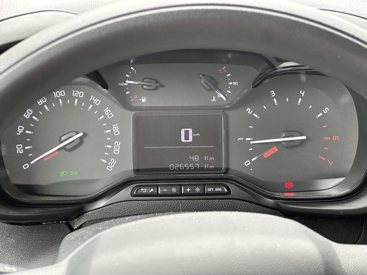 Citroen BERLINGO 1.5 BlueHDI Club | Nieuwstaat | Marge | 26000 km NAP | Vanaf ¤ 249,- per maand | O.B.V. zakelijke Financial Lease