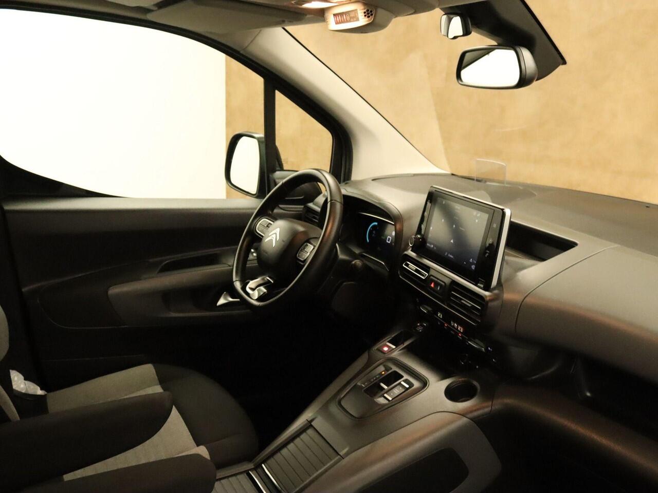 Citroen BERLINGO ë-Berlingo Shine 50 kWh - CRUISE CONTROL - CLIMATE CONTROL - SCHUIFDEUR LINKS/RECHTS - APPLE CARPLAY/ANDROID AUTO - HEAD UP DISPLAY- NAVIGATIE - PARKEERSENSOREN ACHTER - LICHTMETALEN VELGEN 16 INCH - KEYLESS ENTRY/START