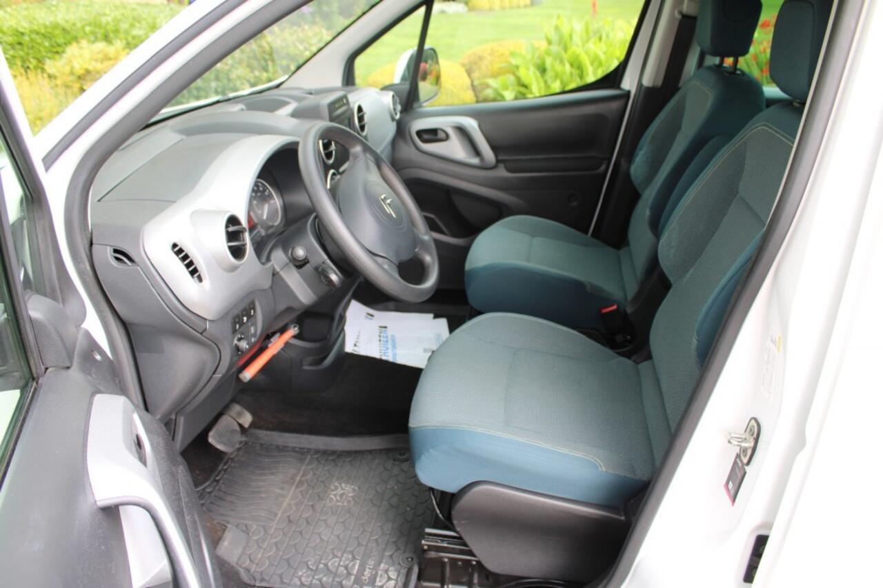 Citroen BERLINGO E-Feel 23kWh automaat airco/cruise/navi/PDC/camera/CarPlay/DAB