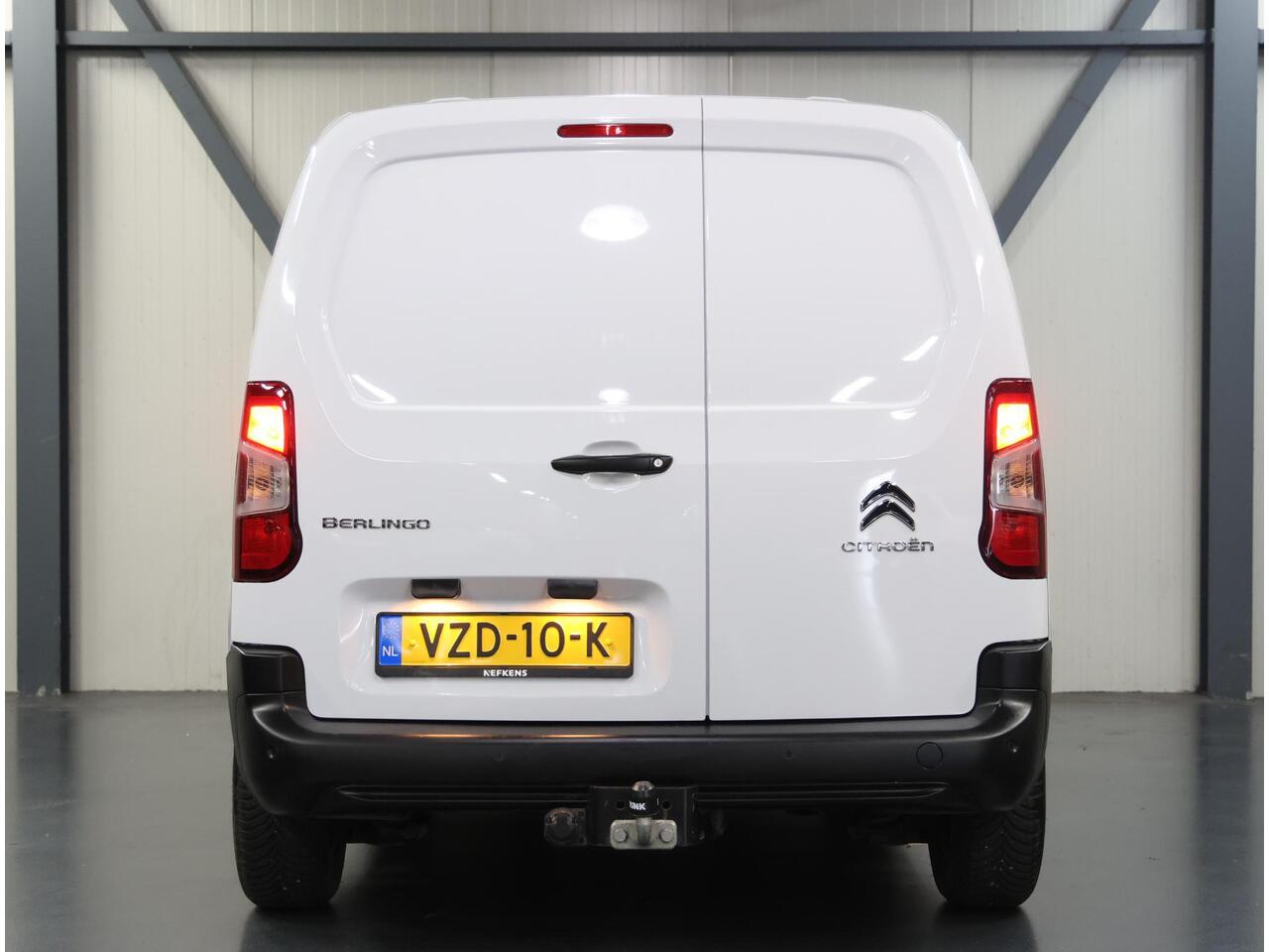 Citroen BERLINGO 1.5 BlueHDi 100PK S&S L1 | 1ste Eigenaar | AppleCarplay/AndroidAuto | Parkeersensoren | Airco | Armsteun | Houtenlaadvloer | Cruise Control | Bluetooth | Mistlampen | Zijschuifdeur Rechts |