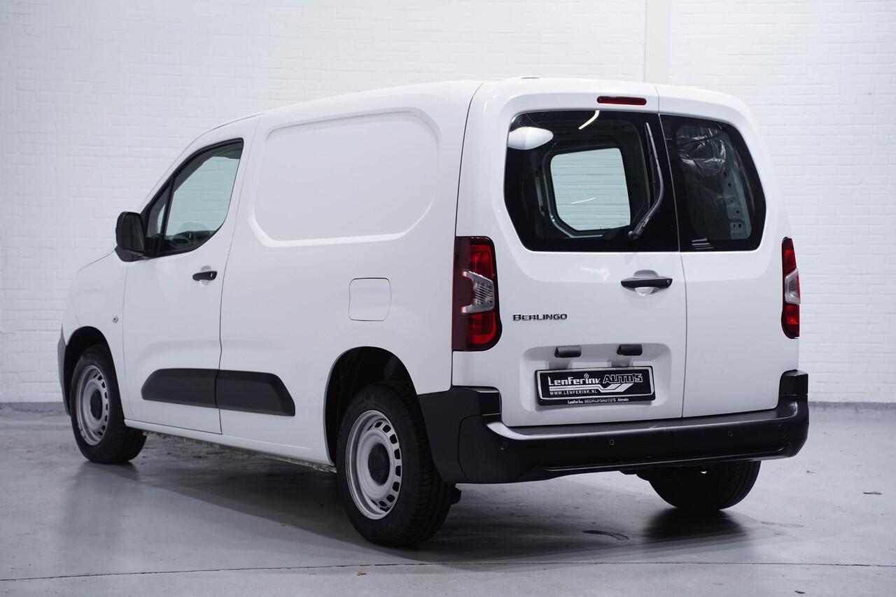 Citroen BERLINGO 1.2 Pure Tech 110 pk Benzine Airco Cruise Control, DAB+, PDC achter, 2-Zits
