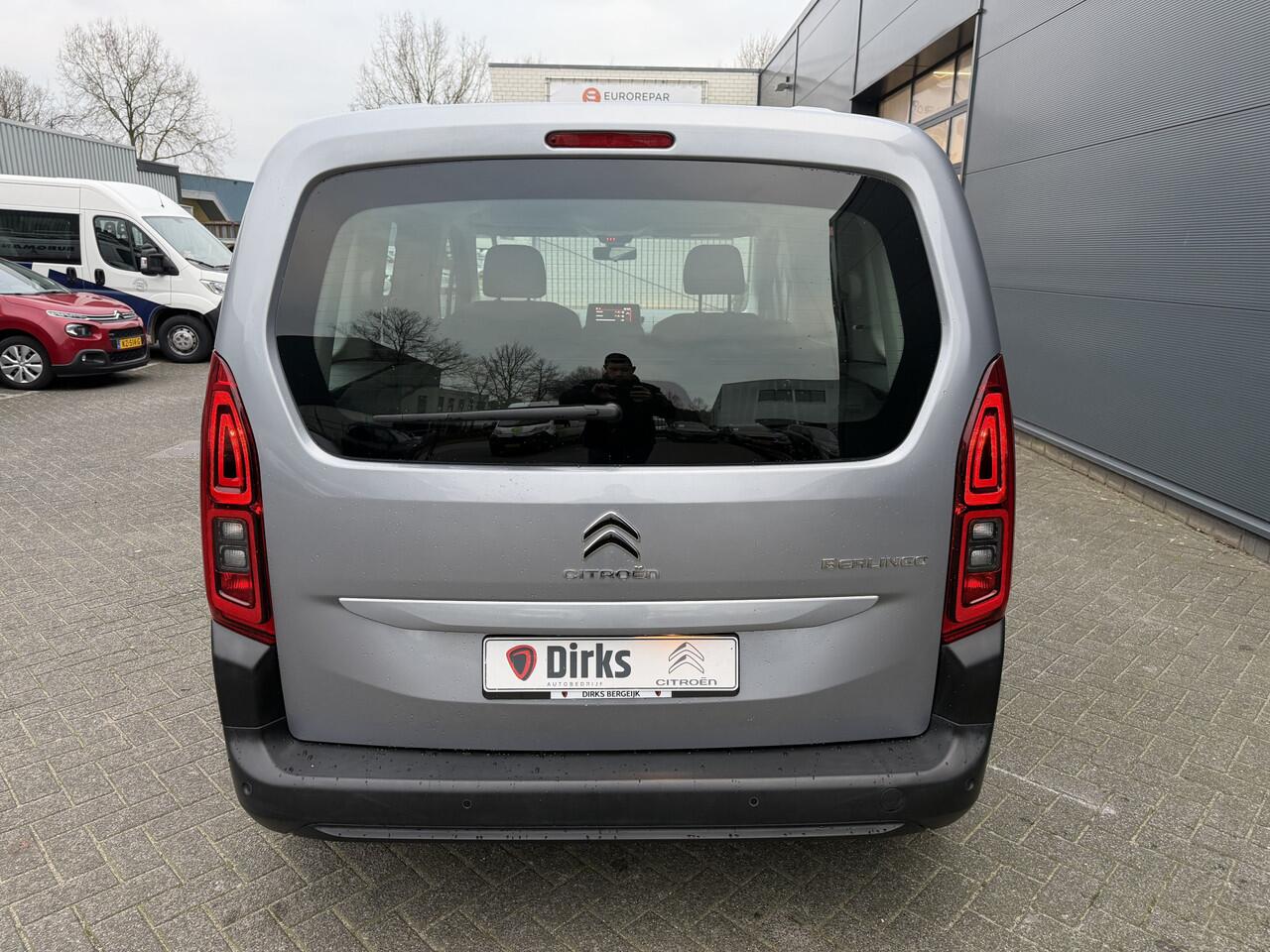 Citroen BERLINGO 110pk Feel (Airco - Navigatie via APP - Parkeersensoren - Cruise Controle - 2x schuifdeuren)