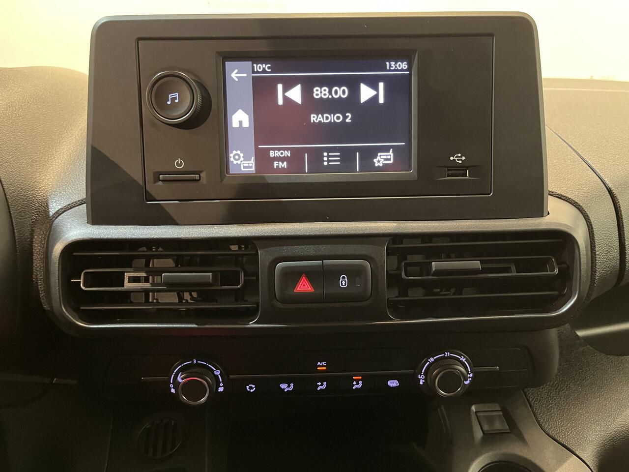 Citroen BERLINGO ë-Berlingo L1 Control 50 kWh 136 PK / 100% Elektrisch !! / Airco / Cruise Control / PDC / 25.000 KM !!