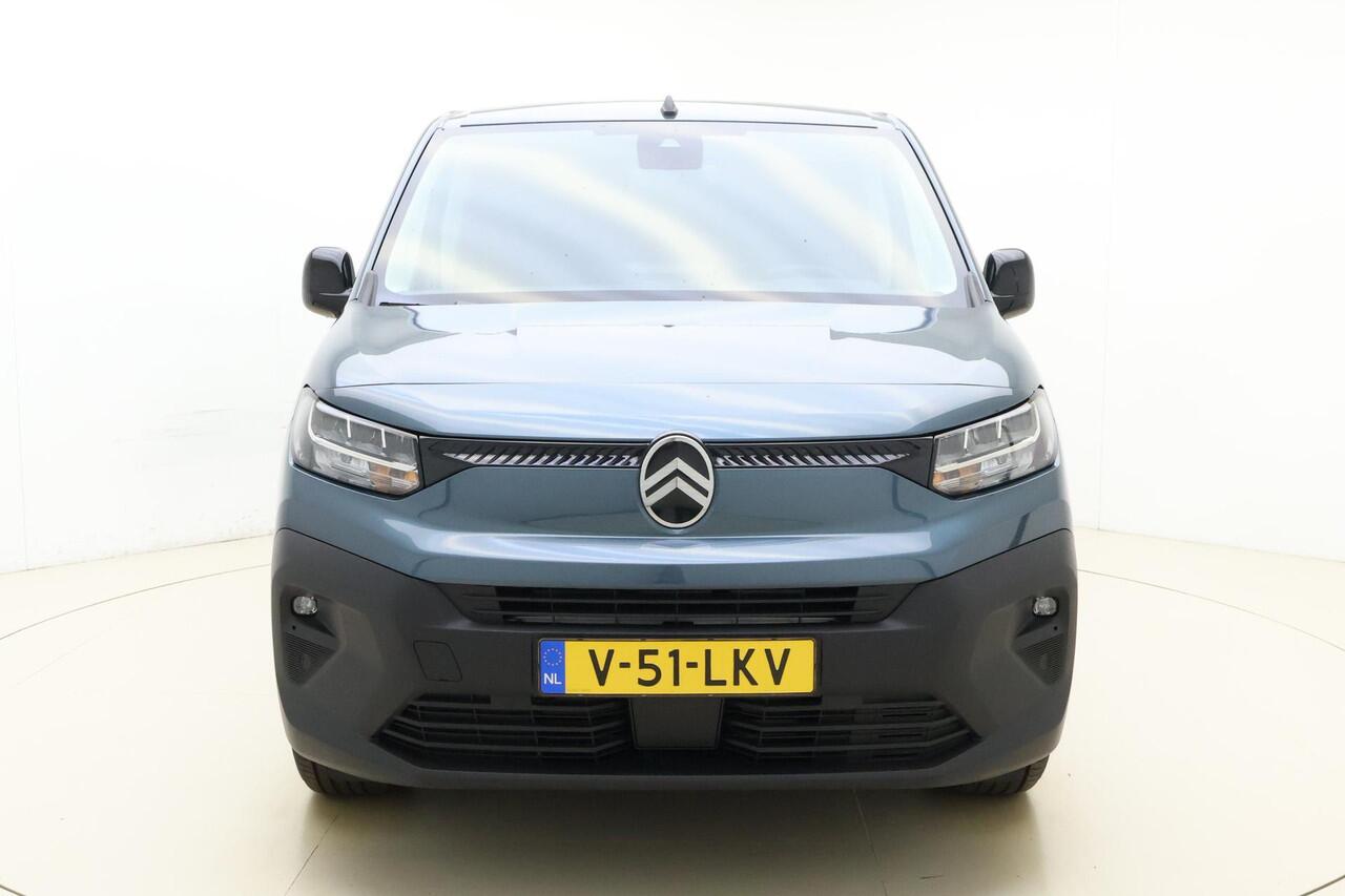 Citroen BERLINGO ë-Berlingo 136 L1 50 kWh 100% Elektrisch | Climate Control | Camera | 3-zits | Licht metalen velgen | Betimmering | Dodehoekdetectie | Navigatie | Mirror Screen | Nieuw uit voorraad