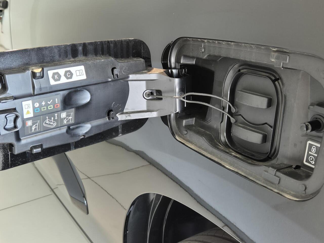 Citroen BERLINGO ë-Berlingo L1 50kWh | Navigatie incl. Apple Carplay, | rondom zicht camera's | dodehoekdetectie | betimmering | LM velgen | Pakket Look | Pakket Drive Assist | Pakket Comfort Connect | rijklaarprijs