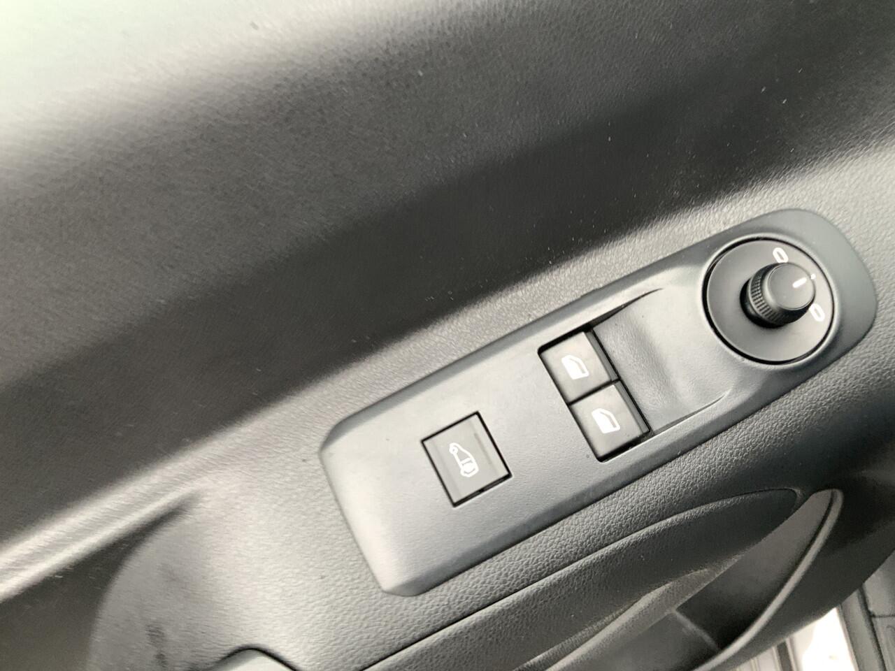 Citroen BERLINGO MARGE !! 1.5 BlueHDI Club Airco Ctruise Trekhaak 1230 kg Euro 6