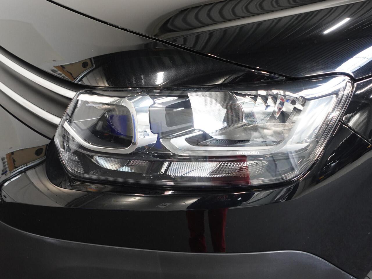 Citroen BERLINGO 130PK Automaat L2 Navigatie Apple carplay/ Android Auto Cruise control Trekhaak parkeersensoren 3-Zits Euro6