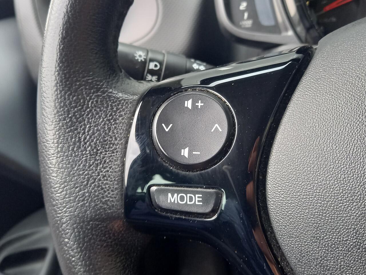 Citroen C1 1.0 VTi Feel met o.a. Airco en Bluetooth!