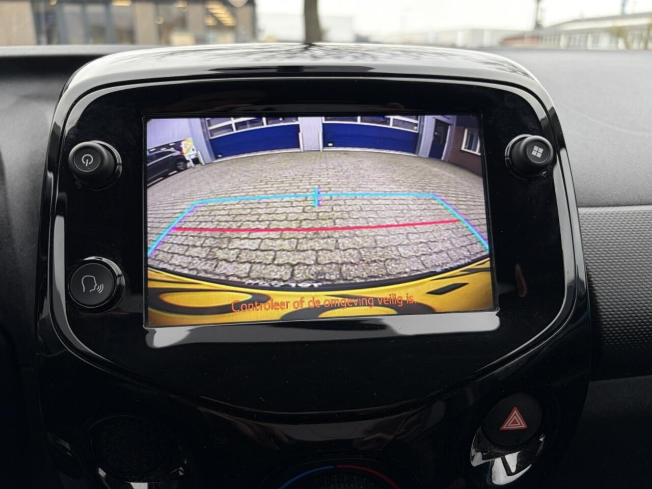 Citroen C1 1.0 VTi Feel | achteruitrijcamera | rijklaarprijs