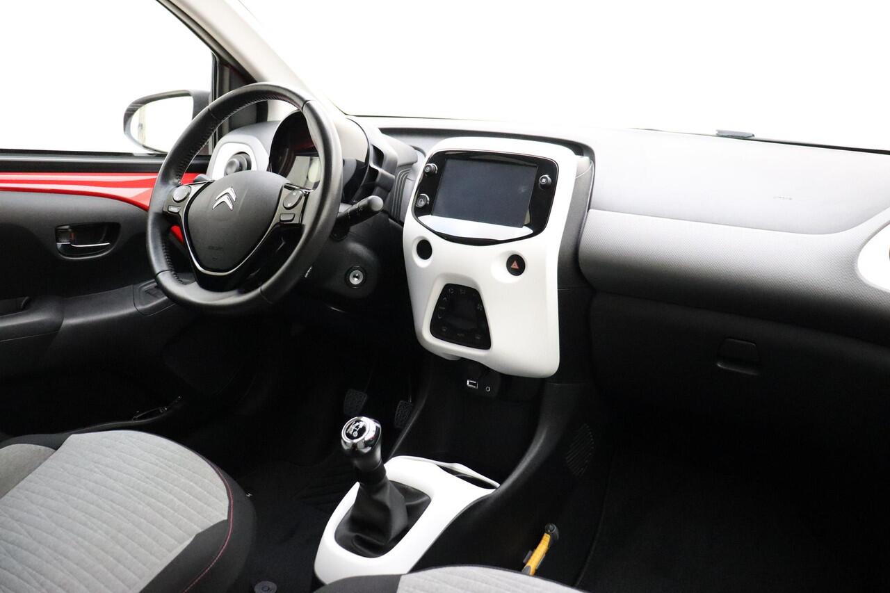 Citroen C1 1.0 VTi Shine 72 PK | Handgeschakeld | Navigatie | Touchscreen | Camera | Elektrische ramen | Licht metalen velgen | Airco | Climate Control | 1e eigenaar