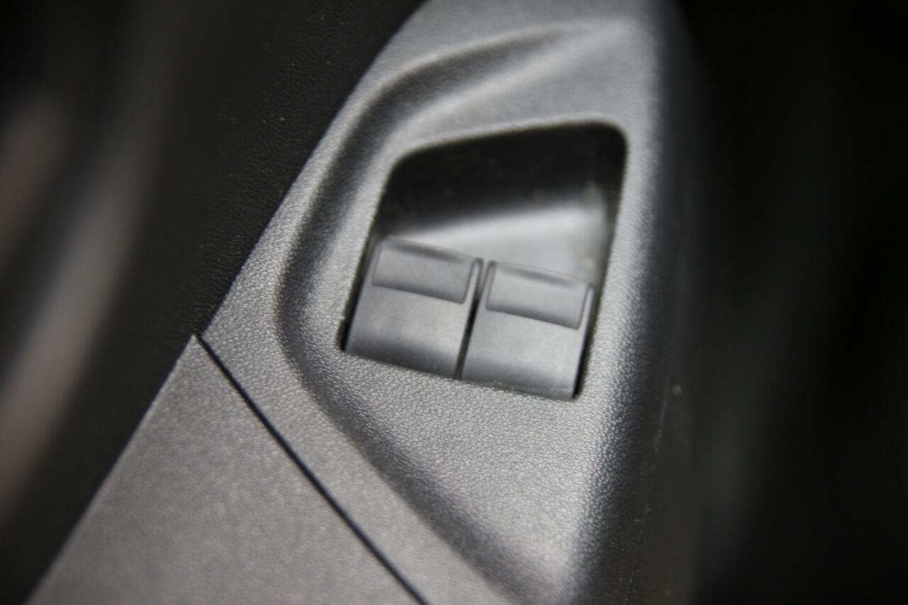 Citroen C1 1.0 VTi 72pk Feel | NL-auto | 5 deuren | Airco | Centr. deurvegr. | Radio | Stuurbekrachtiging |