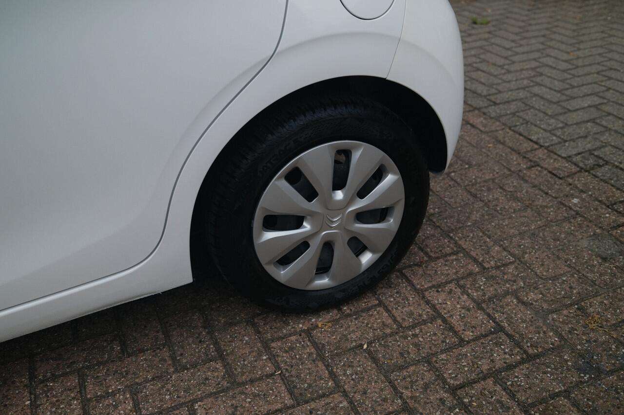 Citroen C1 VTi 72 Feel Touchscreen | Camera