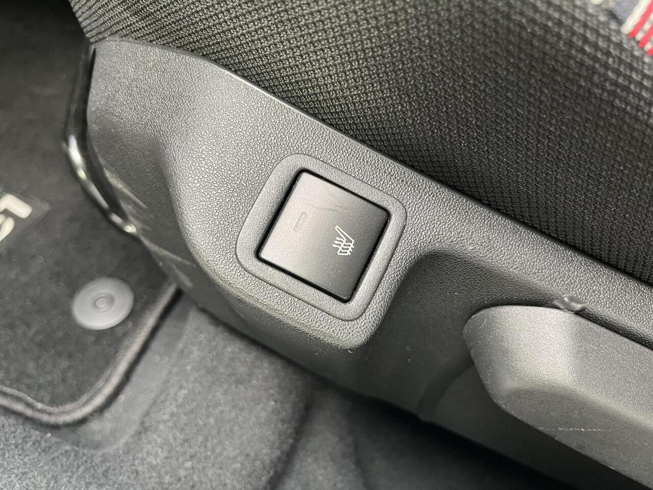 Citroen C1 1.0 VTi Shine , Stoelverwarming, Klimaat Controle, Achteruitrij Camera, Apple Carplay en Android Auto