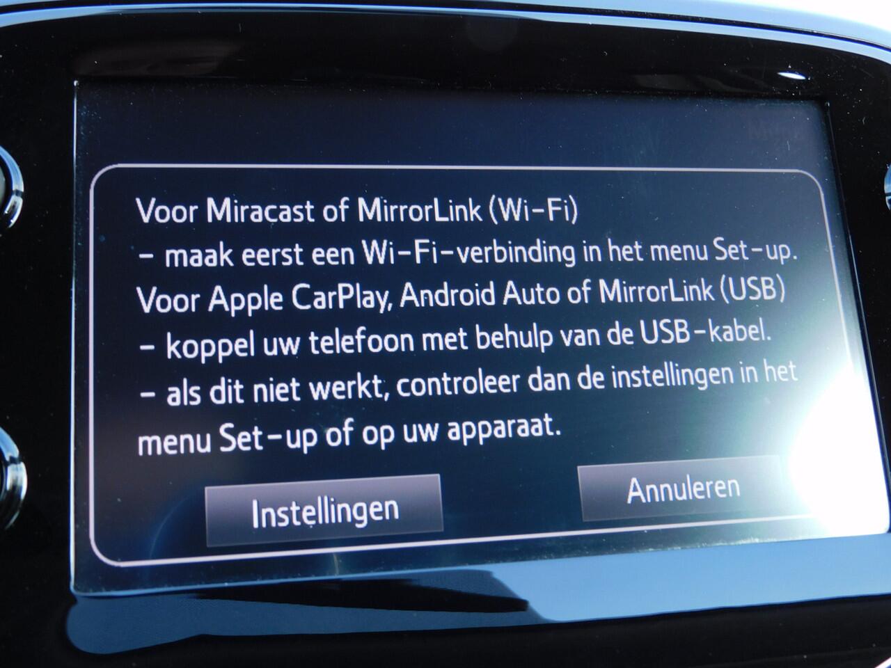Citroen C1 1.0 VTi Shine TOPSTAAT! DEALERONDERHOUDEN! CARPLAY/ANDROID! ACHTERUITRIJCAMERA! CRUISE! AIRCO! LM VELGEN!