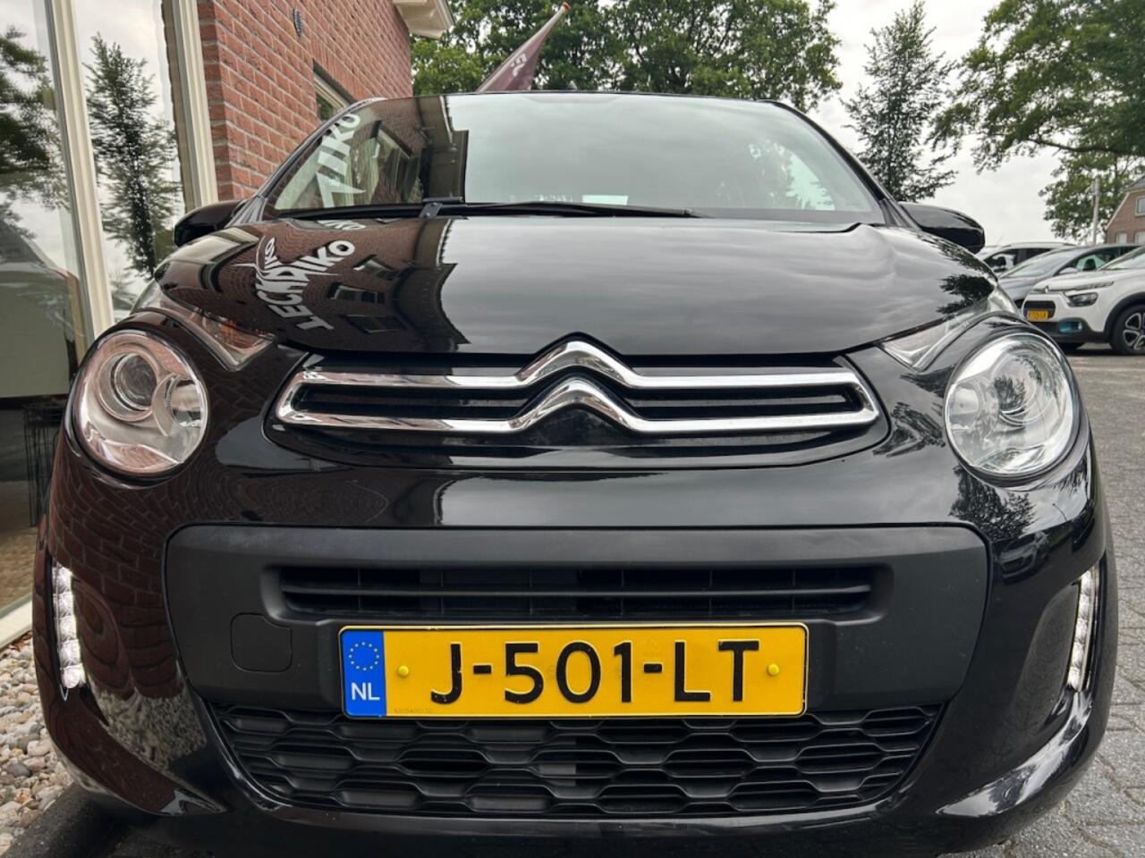Citroen C1 1.0 VTi Feel RIJKLAAR INCL. GARANTIE / AIRCO / LED / BLUETOOTH