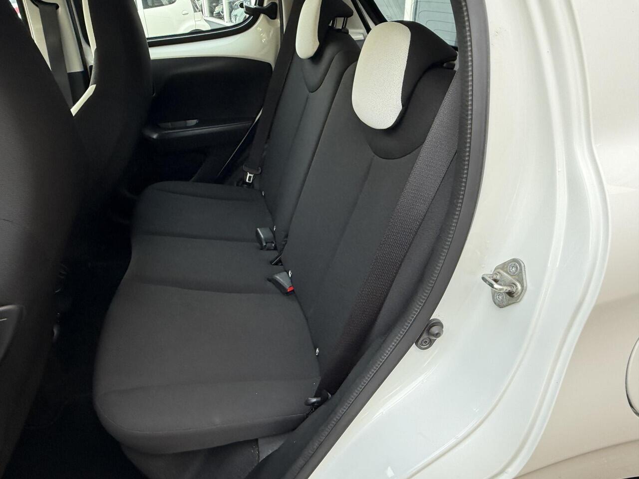 Citroen C1 1.0 VTi Feel / Airco/ Bluetooth/ Elektrische ramen/ LED