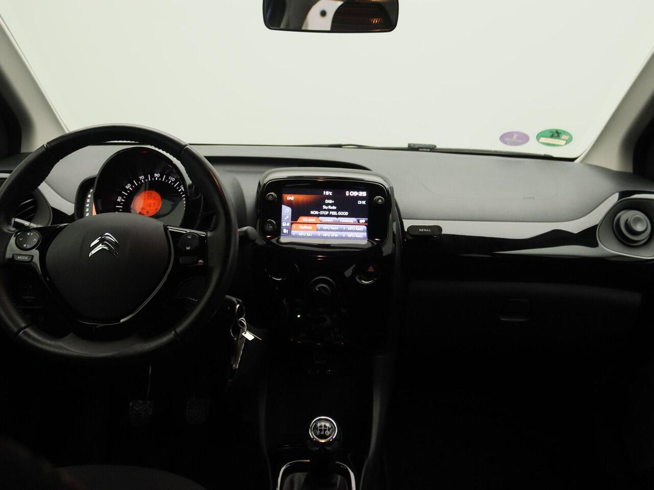 Citroen C1 1.0 VTi Airscape Shine | Achteruitrijcamera | Open dak | Apple Carplay/Android auto | Airco | Lichtmetalen velgen |
