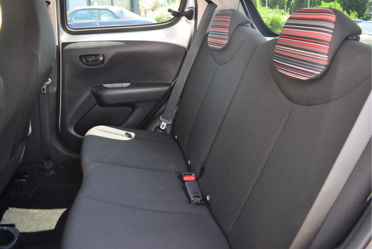 Citroen C1 1.0 VTi Feel | Airco | NL-Auto | 5-deurs | Bluetooth