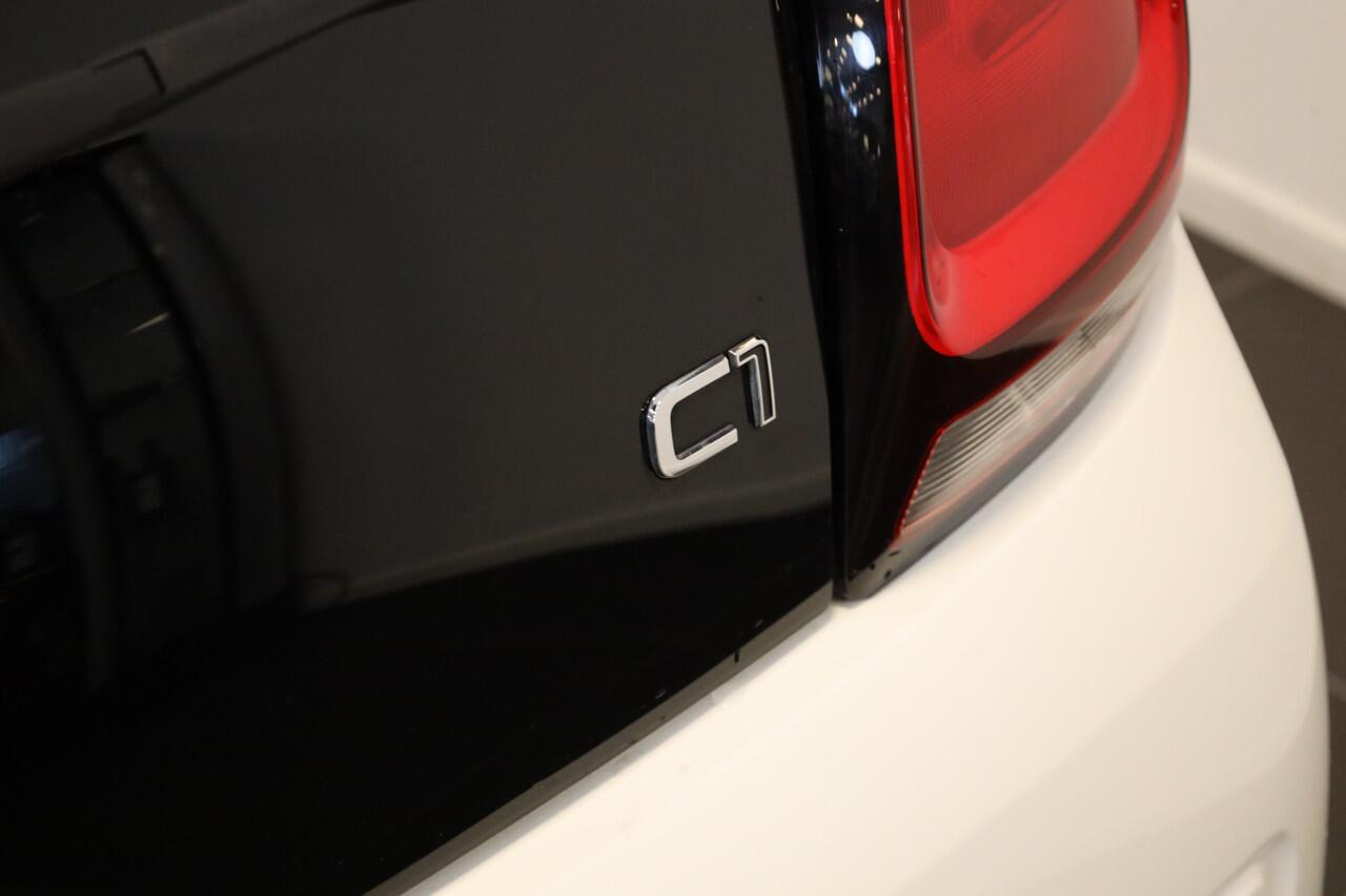 Citroen C1 VTi 72 Feel Touchscreen | Camera