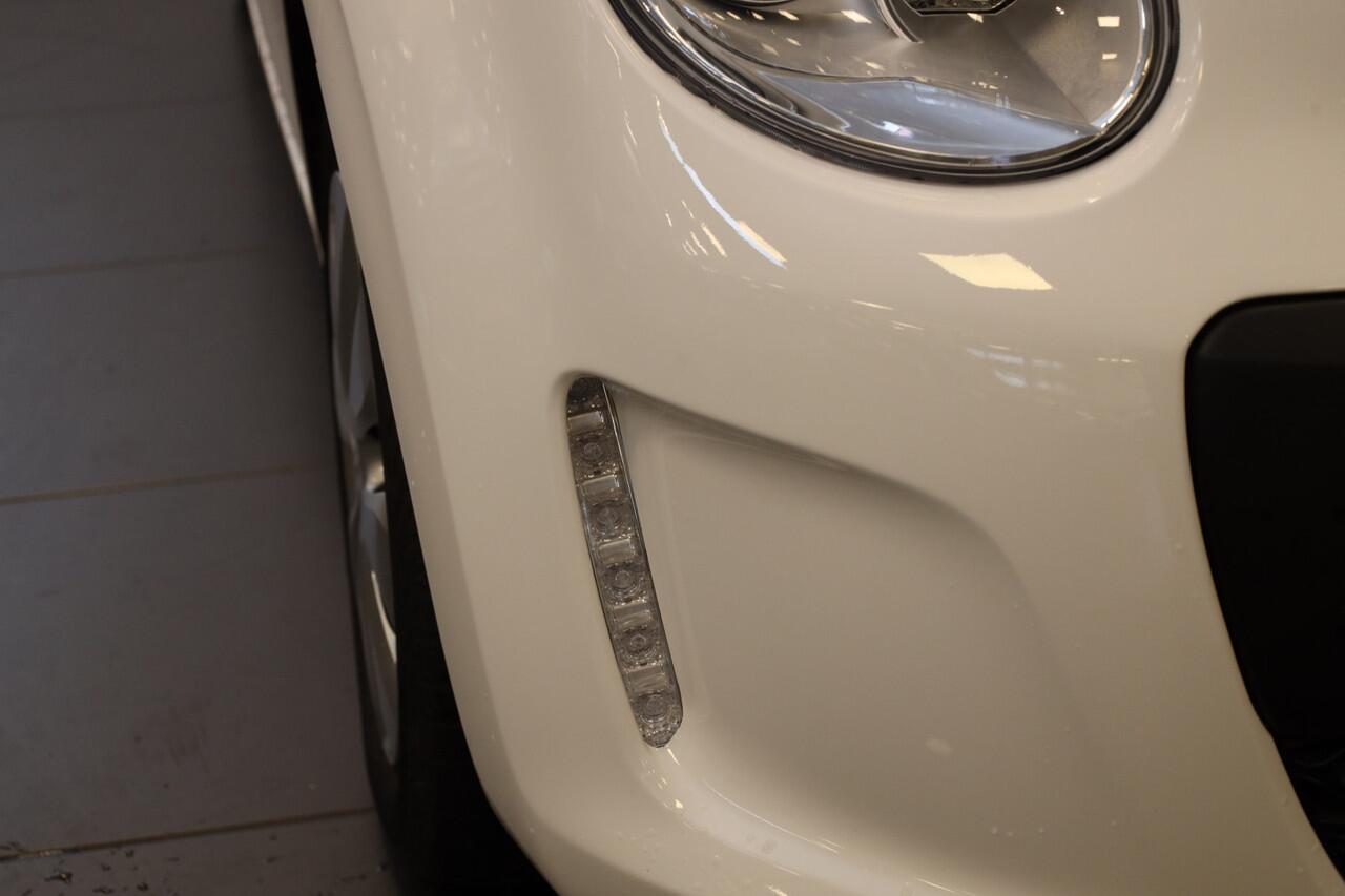 Citroen C1 VTi 72 Feel Touchscreen | Camera