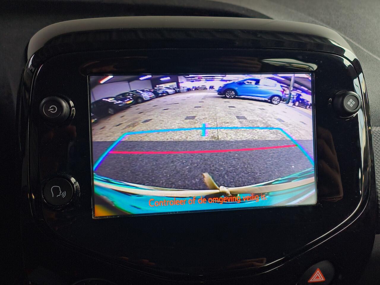 Citroen C1 1.0 VTi Feel uit 2020 Rijklaar + 12 maanden Bovag-garantie Henk Jongen Auto's in Helmond, al 50 jaar service zoals 't hoort!