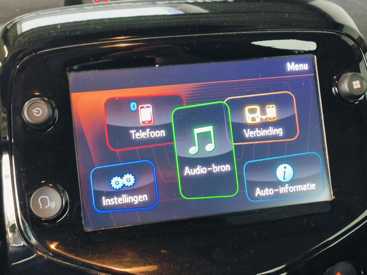 Citroen C1 1.0 VTi Urban Ride uit 2020 Rijklaar + 12 maanden Bovag-garantie Henk Jongen Auto's in Helmond, al 50 jaar service zoals 't hoort!