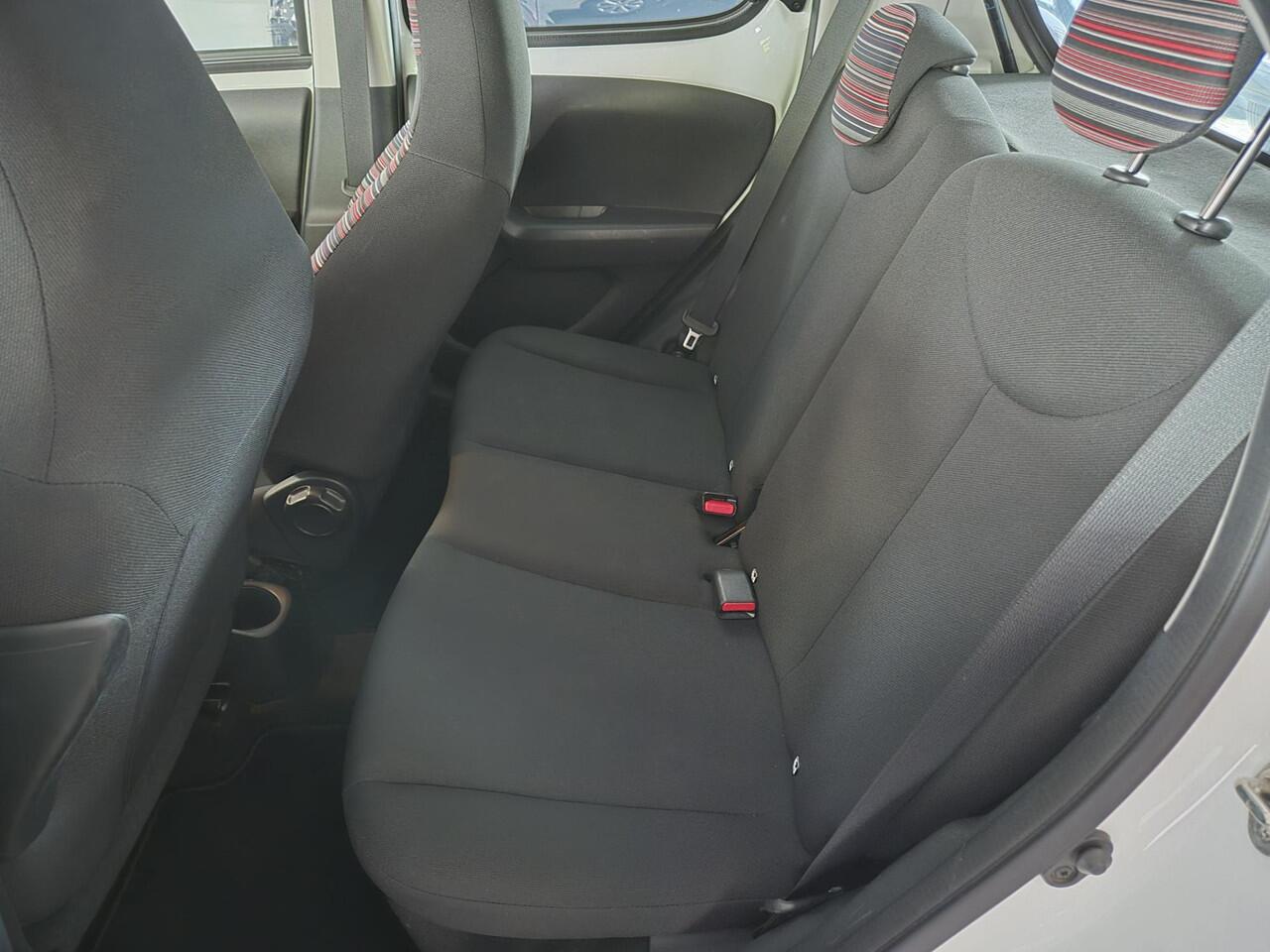 Citroen C1 1.0 VTi Feel 5drs TwoTone All-in Prijs Airco/Bleutooth/El.ramen Eurorepar