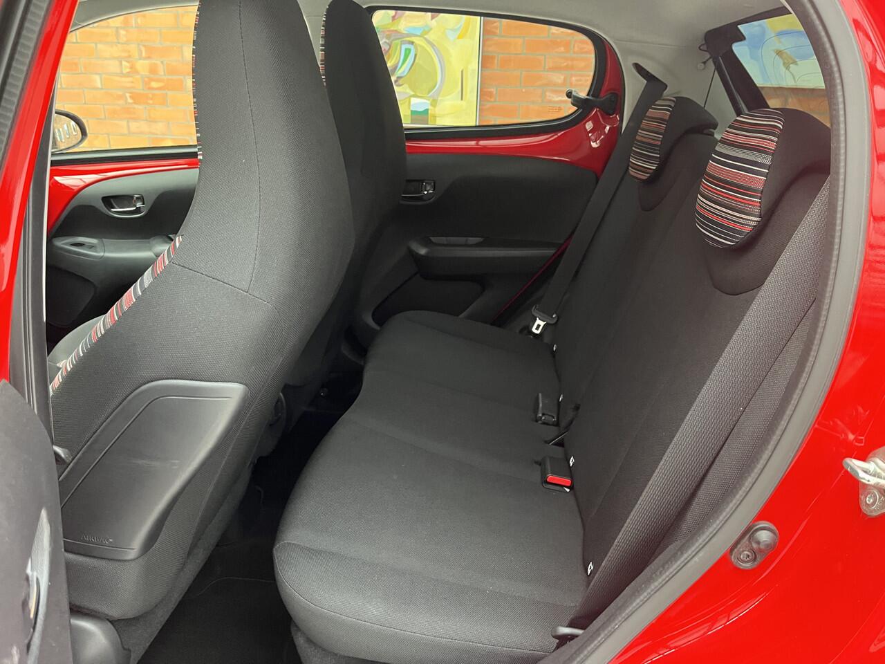 Citroen C1 VTi 73 Airscape Shine | Camera achter | Climate control | Carplay/Android Auto |