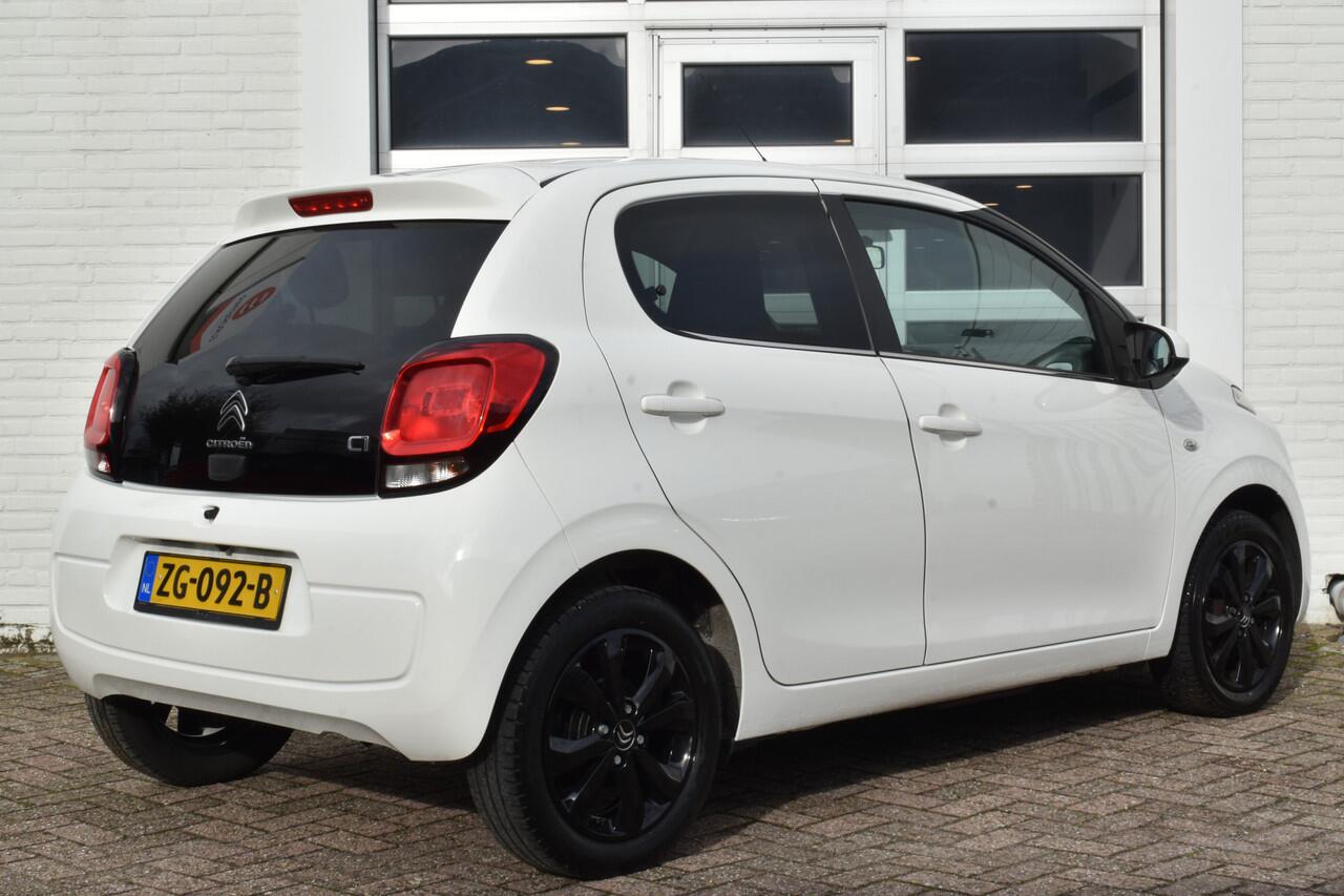 Citroen C1 VTi 72pk Shine 5 drs Navigatie | Airconditioning | Apple Carplay & Android Auto | Verwarmde Buitenspiegels | Camera Achter | LM velgen | Bluetooth