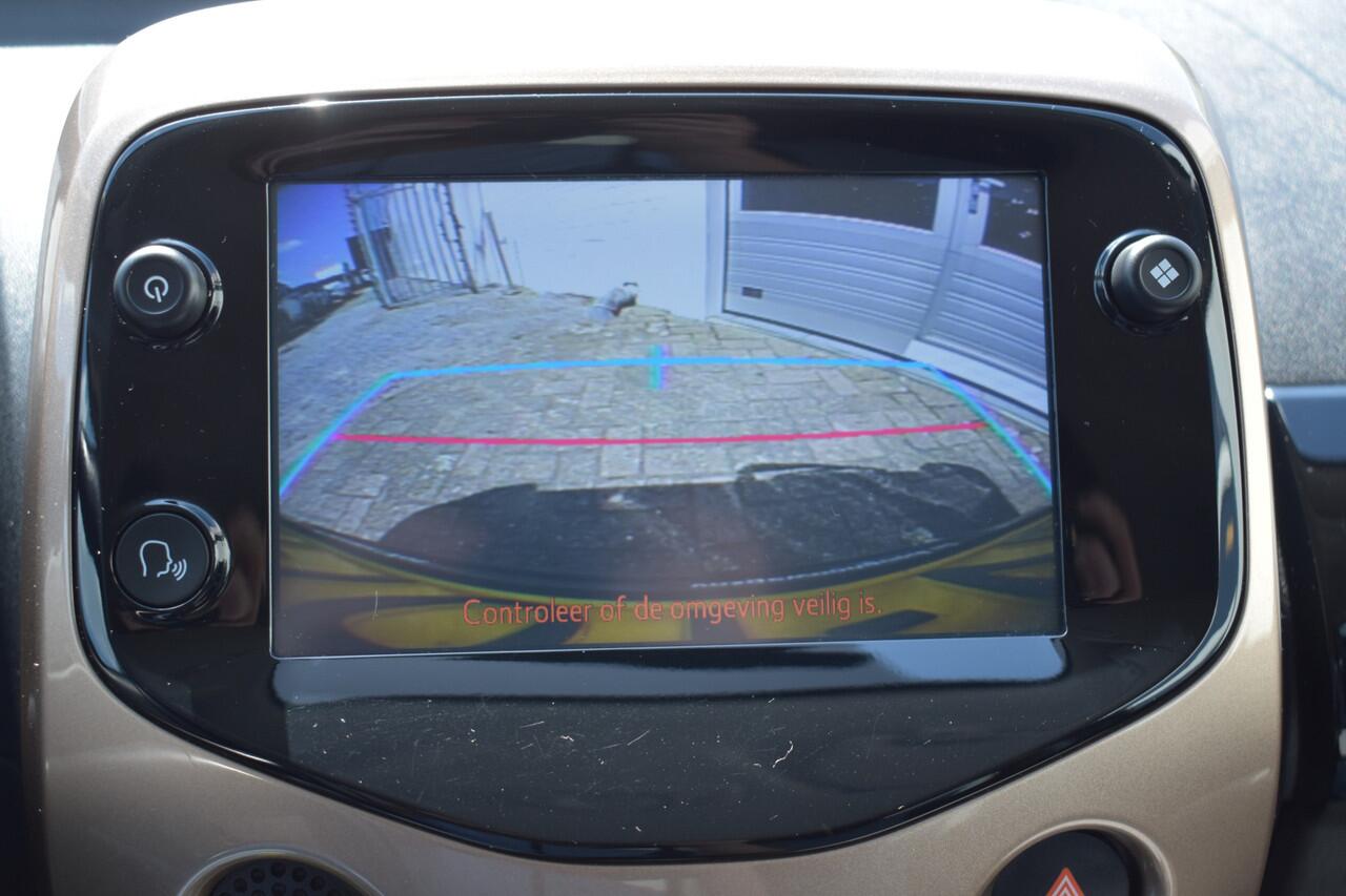 Citroen C1 1.0 VTi Shine | Origins .| Airco | Camera | Apple carplay-Android auto |