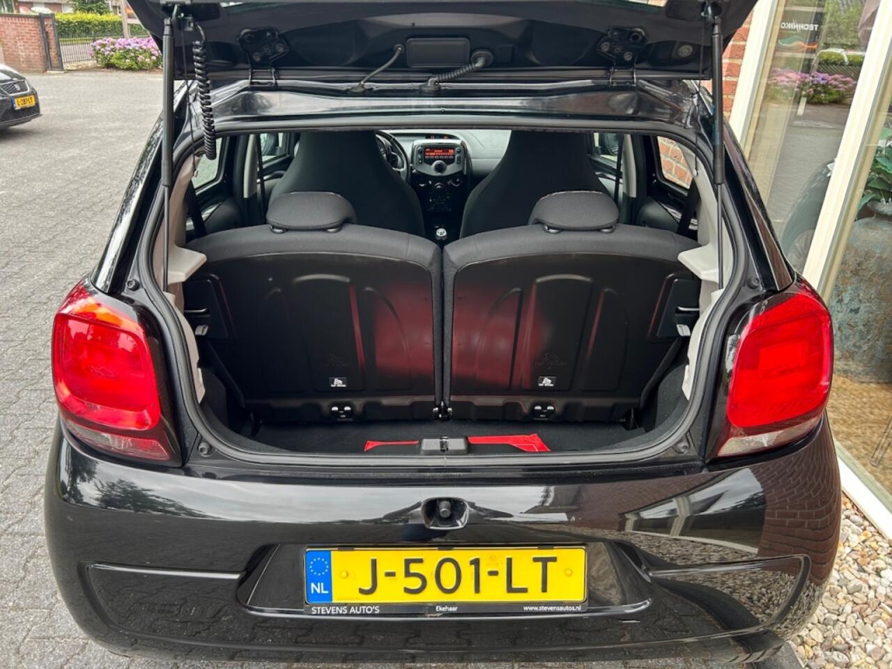 Citroen C1 1.0 VTi Feel RIJKLAAR INCL. GARANTIE / AIRCO / LED / BLUETOOTH