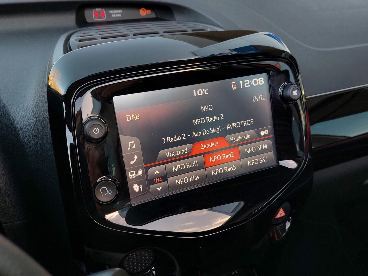 Citroen C1 1.0 VTi 72pk Airscape Shine 5-Deurs | Cabriodak | Apple Carplay + Android Auto | Clima | Achteruitrijcamera | Lichtsensor | Elek.Ramen+Spiegels | Privacy Glass | 15''lm