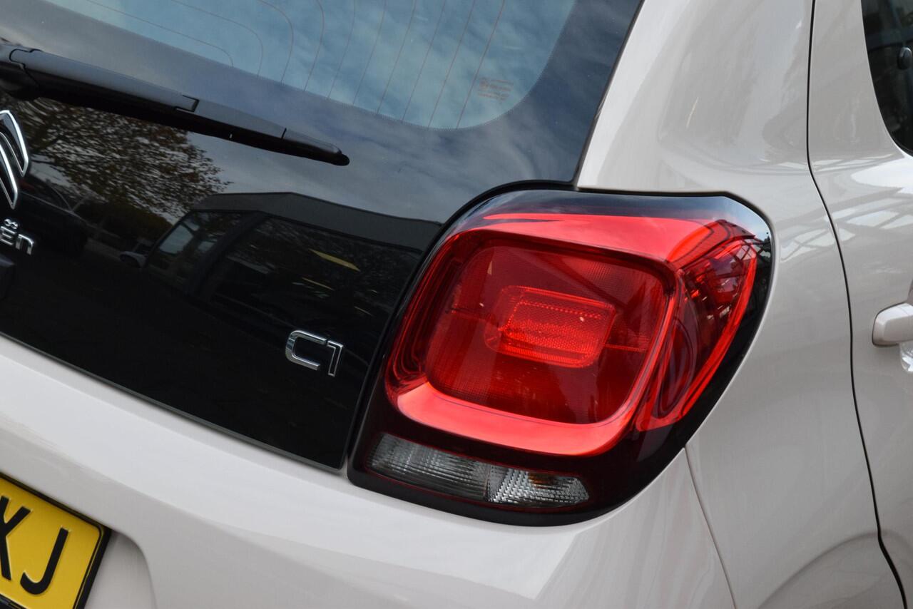 Citroen C1 1.0 VTi Shine|Carplay|Camera|Als nw|Dealero.h.