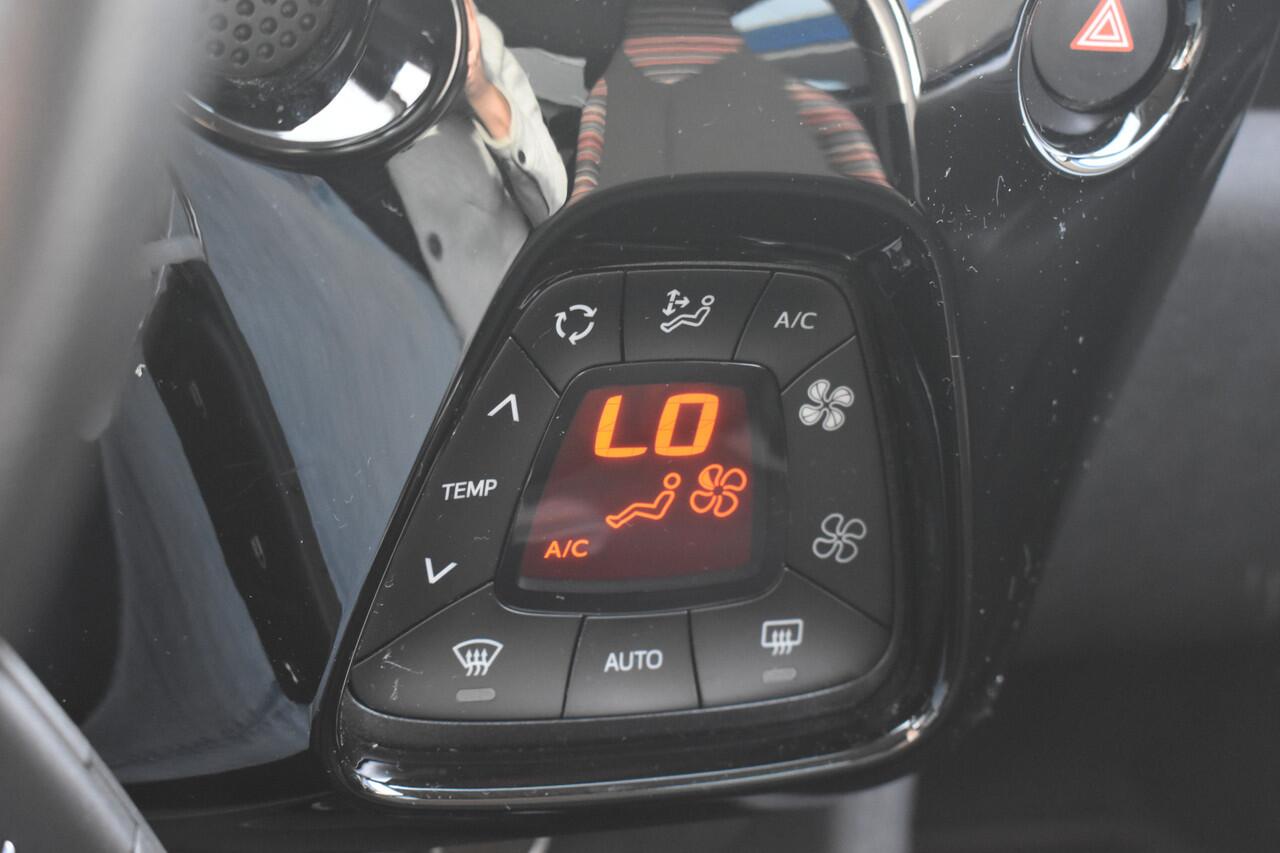 Citroen C1 1.0 VTi Shine | 1e Eigenaar | Navigatie | Automatische airco | Camera | 12 mnd BOVAG garantie Whatsapp 06-53188999