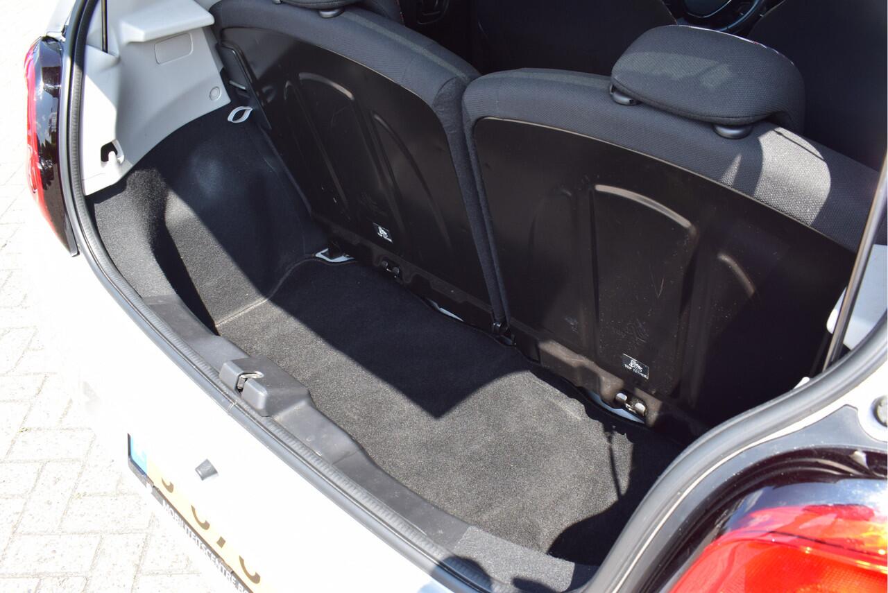 Citroen C1 1.0 VTi Feel | Airco | NL-Auto | 5-deurs | Bluetooth