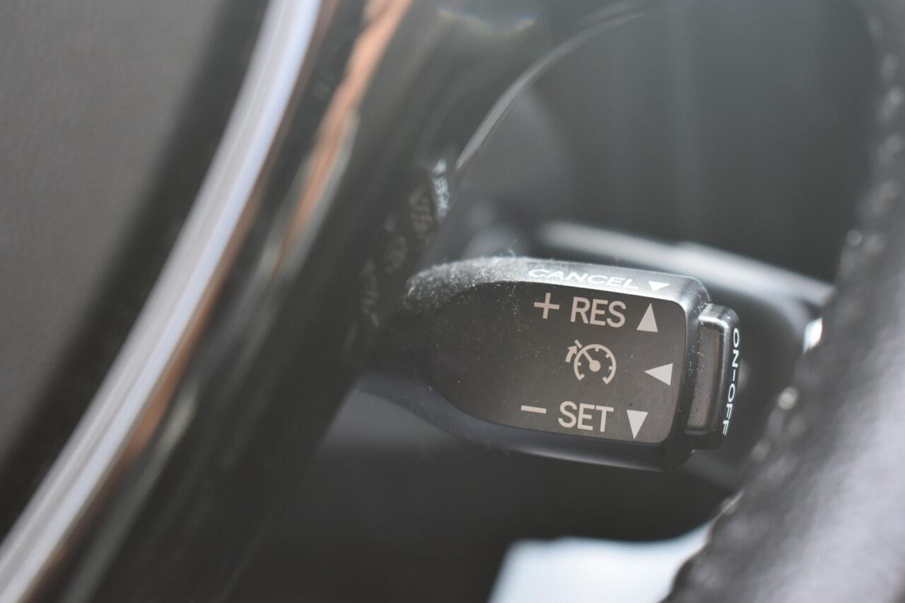 Citroen C1 1.0 VTi Shine | 1e Eigenaar | Navigatie | Automatische airco | Camera | 12 mnd BOVAG garantie Whatsapp 06-53188999