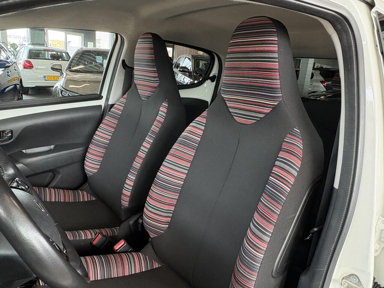 Citroen C1 1.0 VTi Comfort Look 5-drs. AIRCO/MEDIA/PRIVACYGLASS