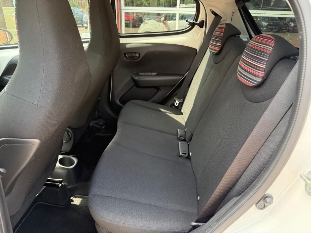 Citroen C1 1.0 VTI FEEL 5-DRS SLECHTS 38.438!! RIJKLAAR INCL 12 MND GARANTIE!