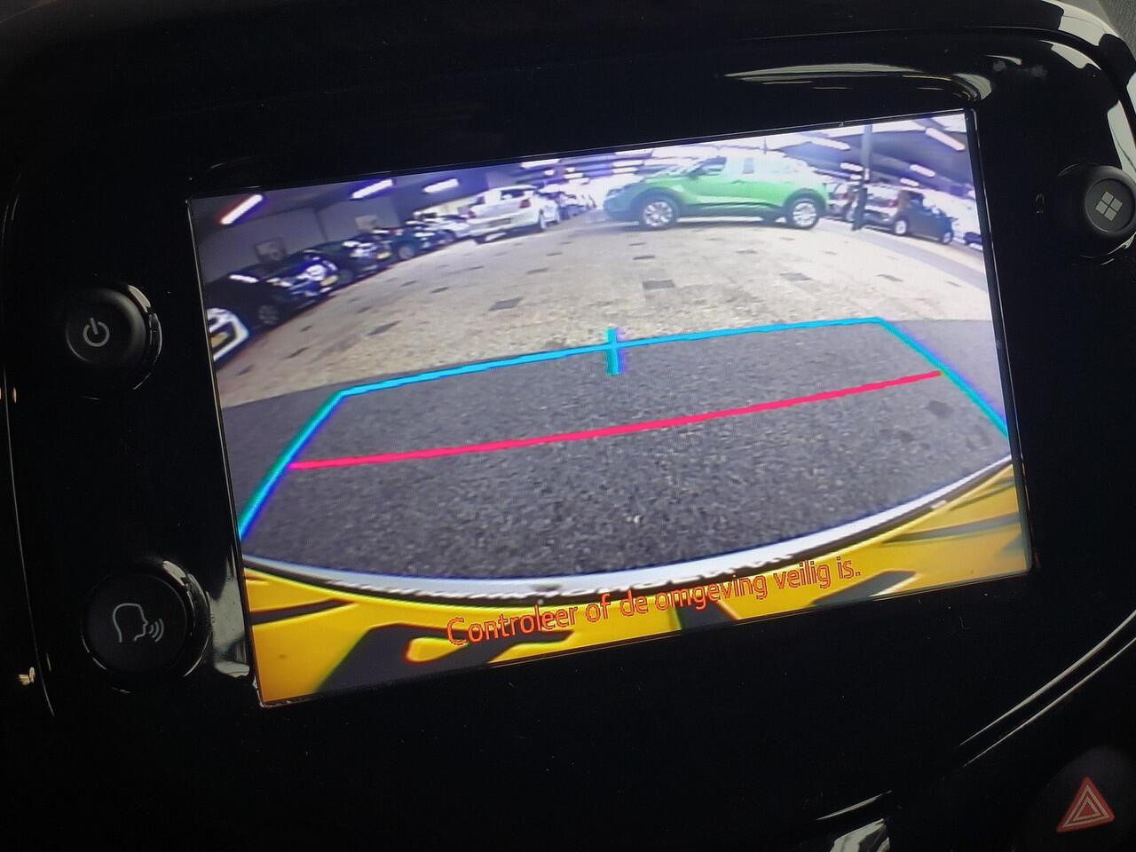 Citroen C1 1.0 VTi Feel Camera,Apple/Android uit 2022 Rijklaar + 12 maanden Bovag-garantie Henk Jongen Auto's in Helmond, al 50 jaar service zoals 't hoort!