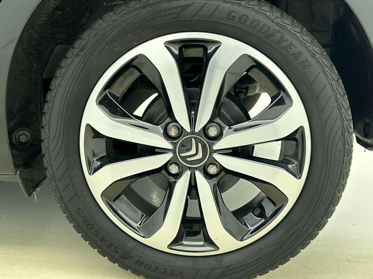 Citroen C1 1.0 VTi Shine CAMERA | CLIMA | CARPLAY-NAVI