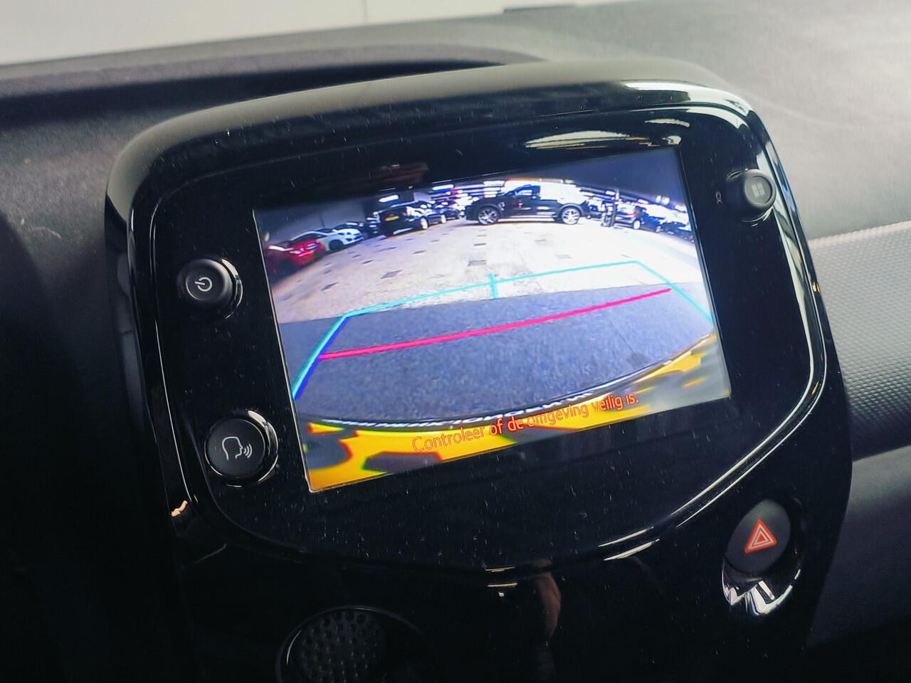 Citroen C1 1.0 VTi Urban Ride uit 2020 Rijklaar + 12 maanden Bovag-garantie Henk Jongen Auto's in Helmond, al 50 jaar service zoals 't hoort!