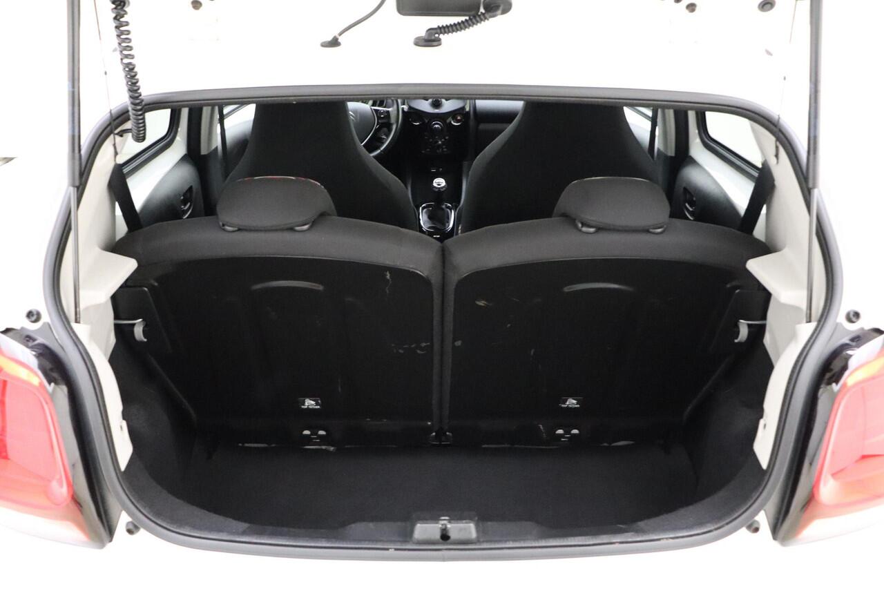 Citroen C1 1.0 VTi Feel | Airco | Elektrische ramen voor | Bluetooth | Isofix | Privacy Glass | 1e Eigenaar