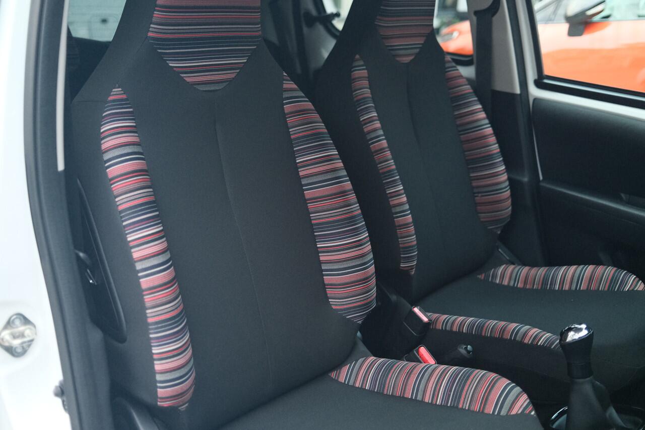 Citroen C1 VTi 72 Feel Touchscreen | Camera