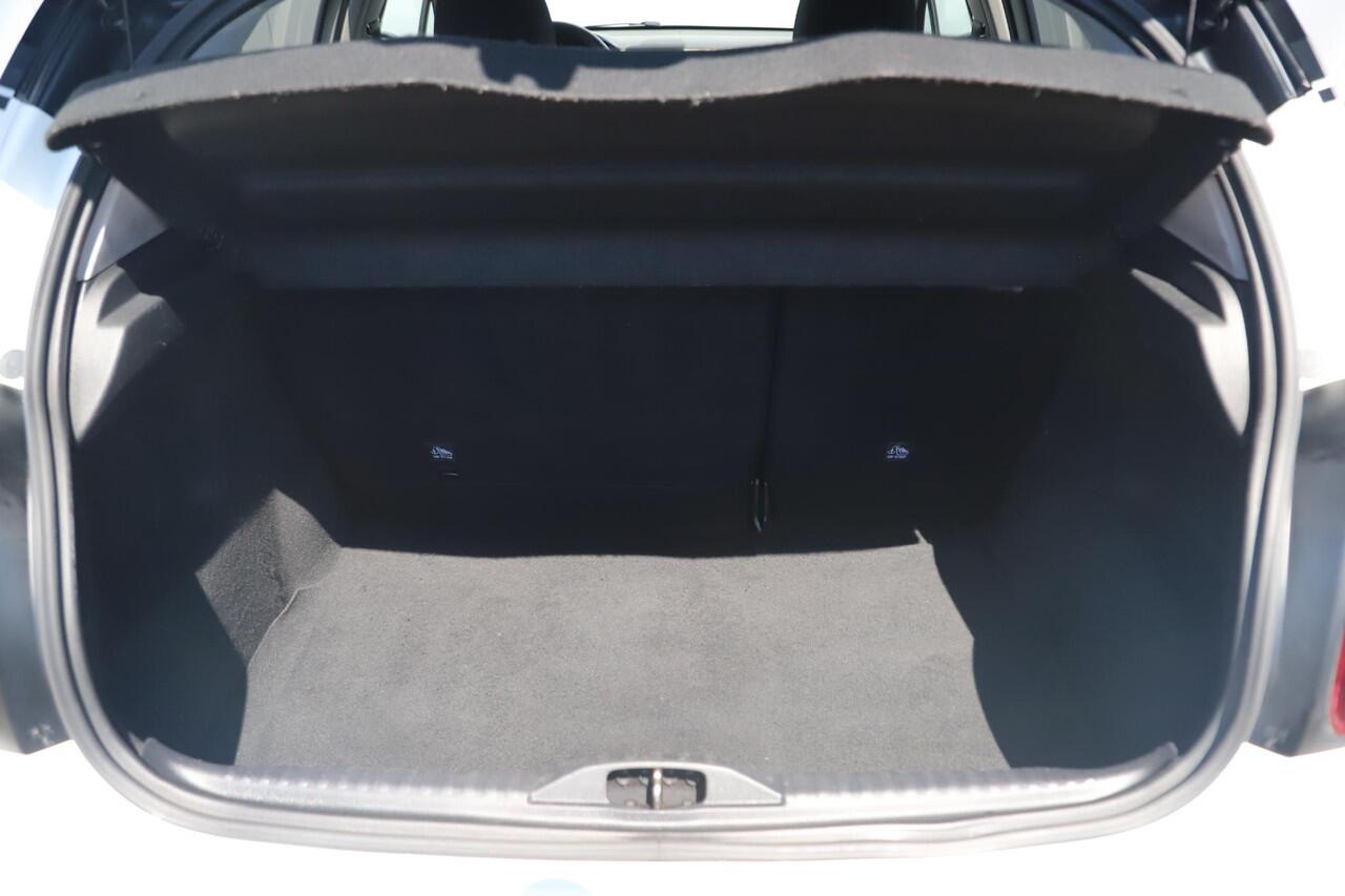 Citroen C3 1.2 PureTech S&S Feel Edition NIEUWE DB RIEM Navigatie Carplay Android Clima Cruise Rijstrooksensor Parkeersensor