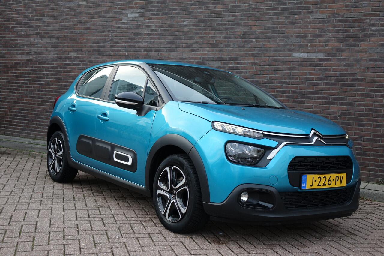 Citroen C3 1.2 PureTech Feel, navigatiesysteem, bluetooth, prachtige auto! Graag de tekst ook lezen....