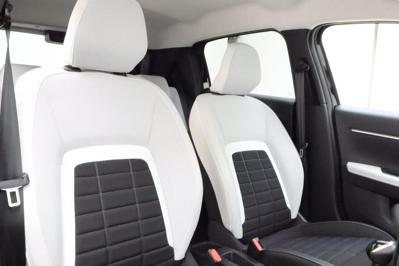 Citroen C3 1.2 Turbo Max 100 Pk | DEMO | Navigatie | Cruise Control | Camera Achter | Climate Control