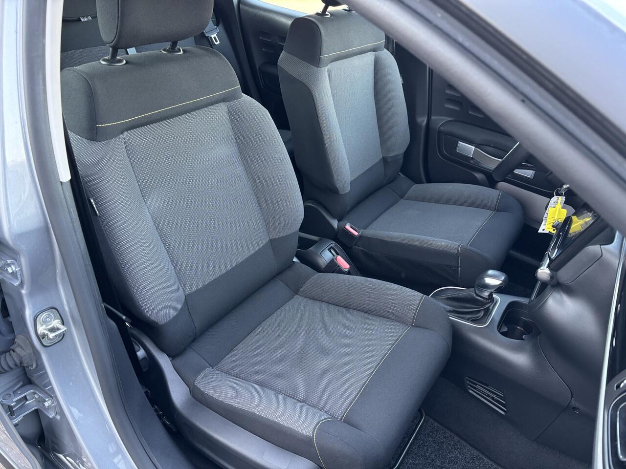 Citroen C3 1.2 PureTech Shine AUTOMAAT [ Fm navi,camera,ecc,cruise,17``lmv ]