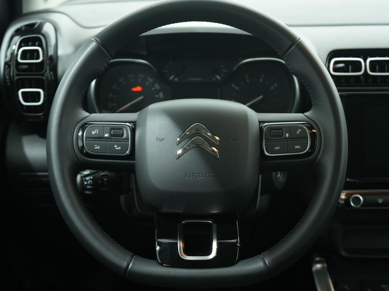 Citroen C3 Aircross 1.2 PURETECH 130 SHINE EAT8 | Cruise | Carplay | Stoelverwarming |