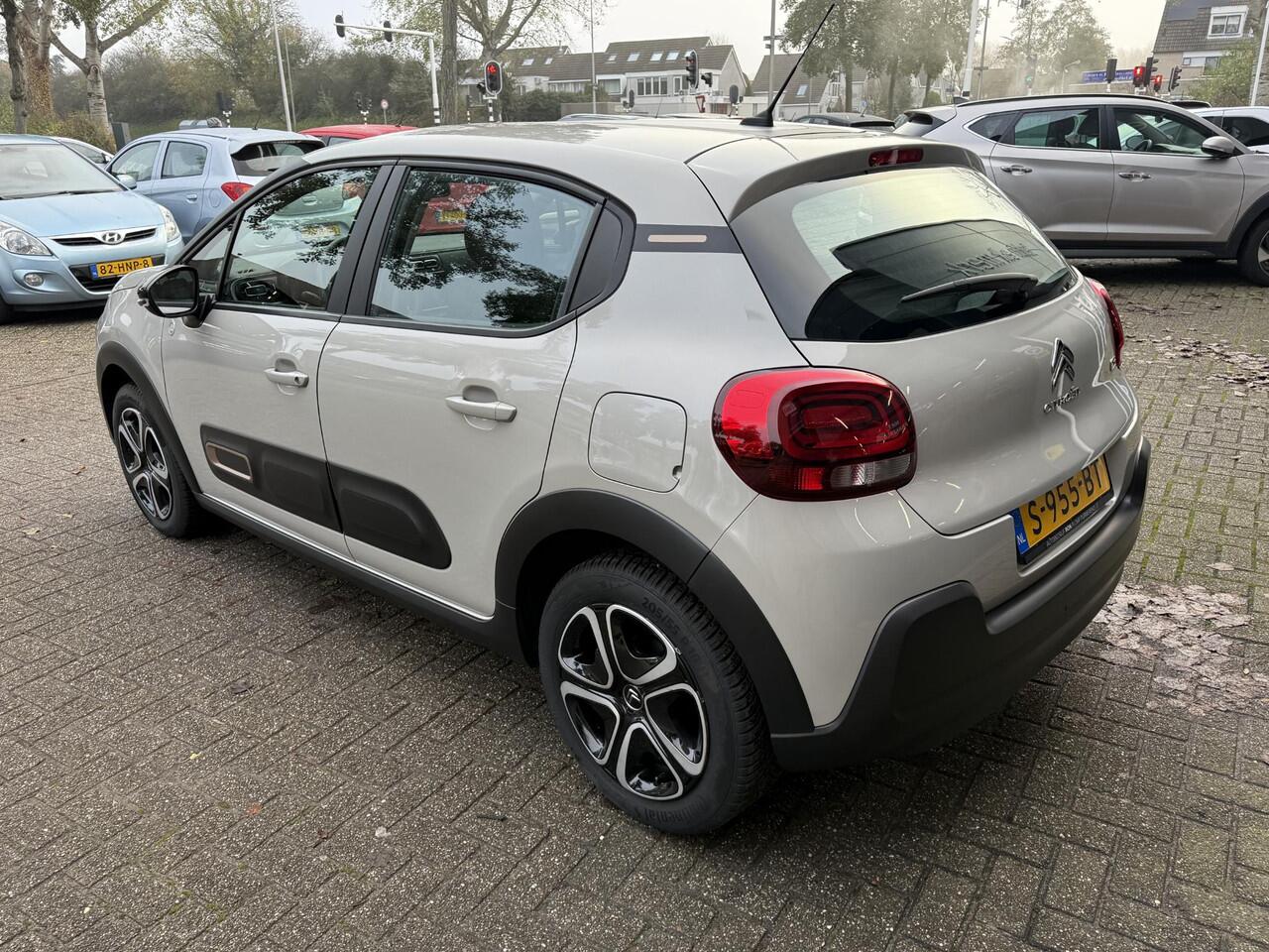 Citroen C3 1.2 PureTech C-Series / Airco clima/ Navigatie/ Cruise/ Apple carplay/ LED